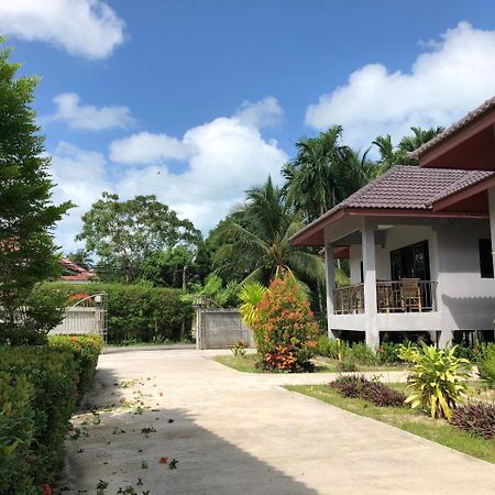 Serenity Resort Mae Nam Exterior photo